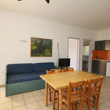 Evropi Aparthotel 2*
